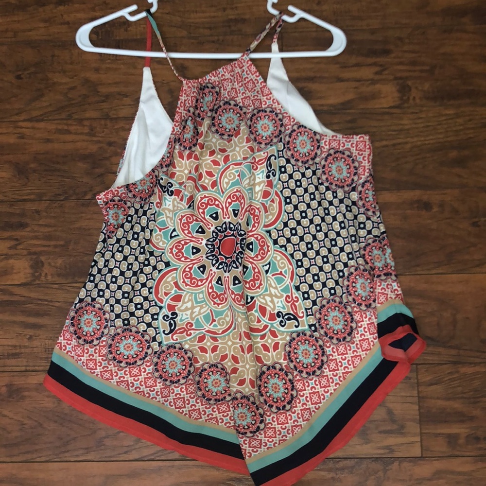 Flowy Tank - Picture 2 of 4